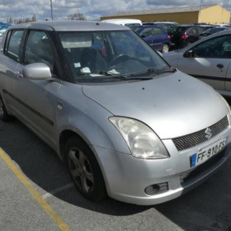 Porte avant gauche SUZUKI SWIFT 3 Photo n°4