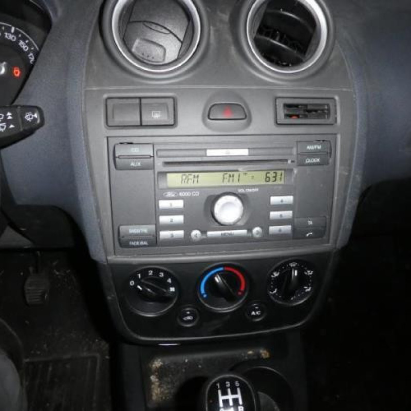 Boite de vitesses FORD FIESTA 5 Photo n°8