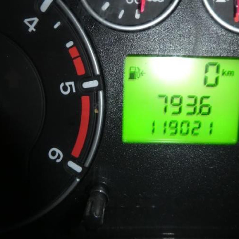 Boite de vitesses FORD FIESTA 5 Photo n°9