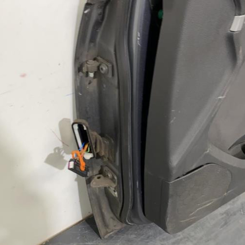 Porte avant droit VOLKSWAGEN TOURAN 1 Photo n°4