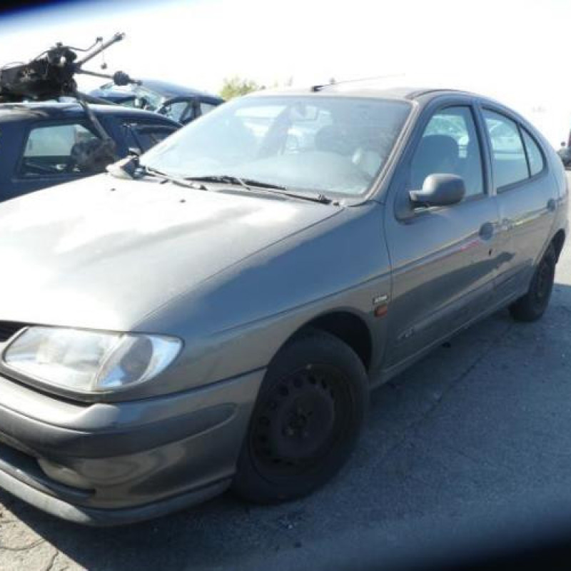 Serrure arriere droit RENAULT MEGANE 1 Photo n°4