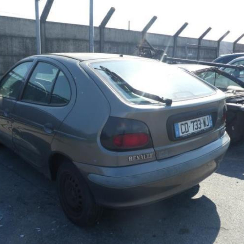 Serrure arriere droit RENAULT MEGANE 1 Photo n°7