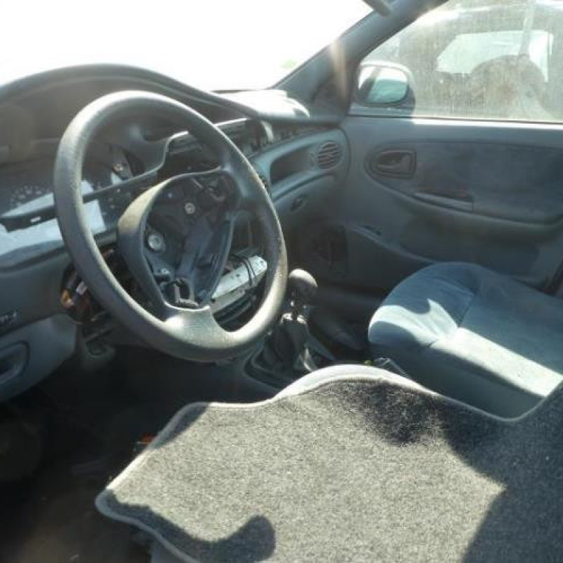 Serrure arriere droit RENAULT MEGANE 1 Photo n°8