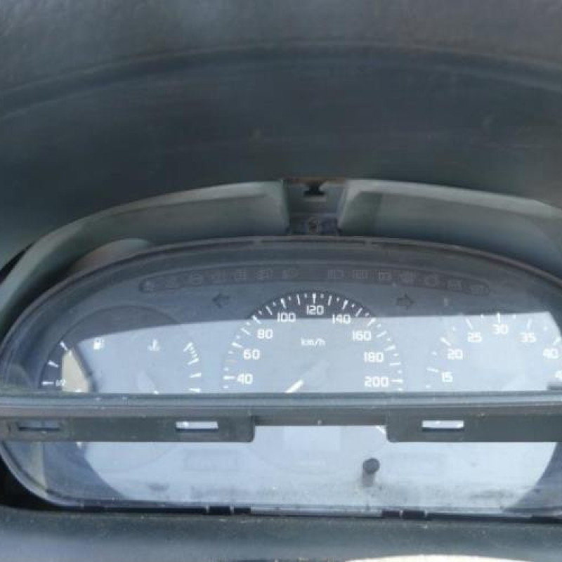 Serrure arriere droit RENAULT MEGANE 1 Photo n°12