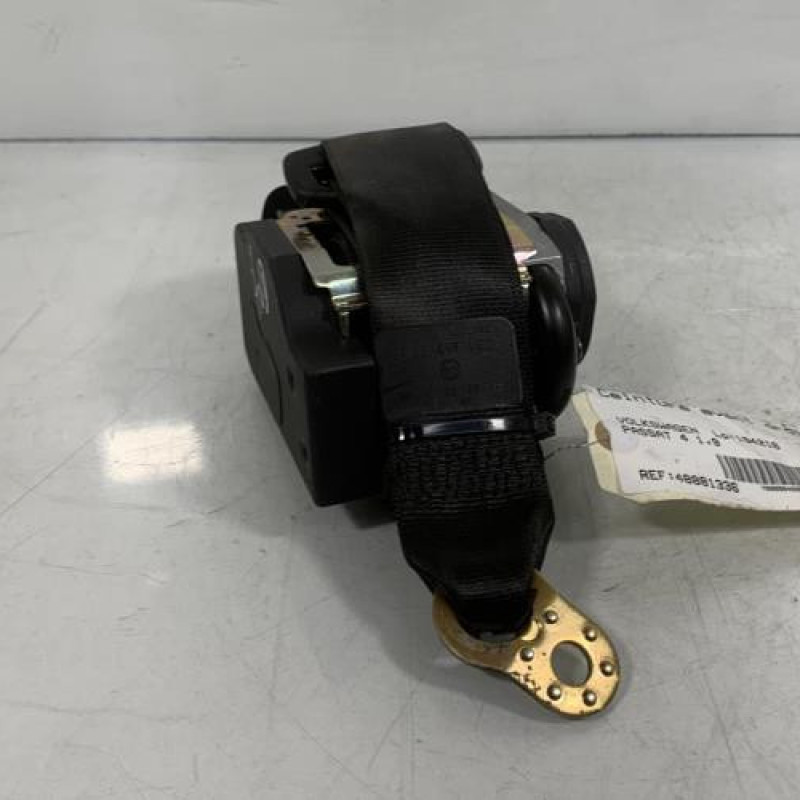 Pretensionneur de ceinture avant droit VOLKSWAGEN PASSAT 4 Photo n°2
