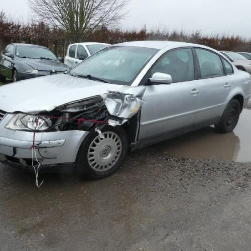 Pretensionneur de ceinture arriere gauche VOLKSWAGEN PASSAT 4 Photo n°5