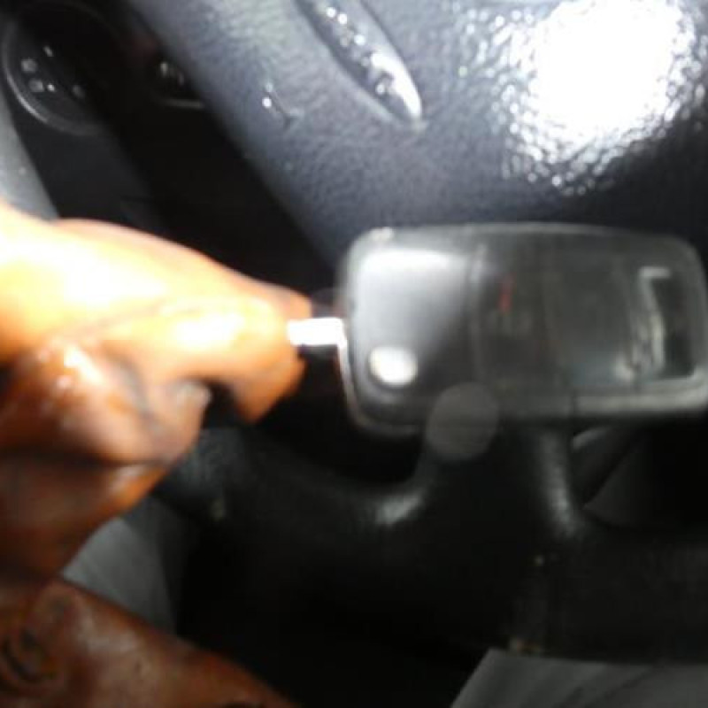 Pretensionneur de ceinture arriere gauche VOLKSWAGEN PASSAT 4 Photo n°14