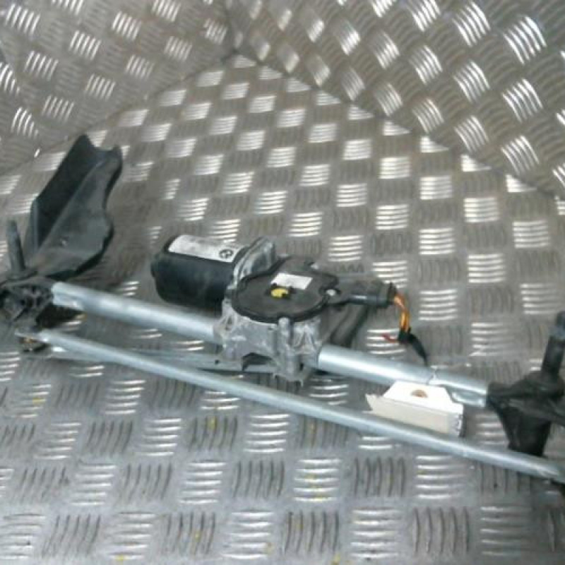 Moteur essuie glace avant BMW SERIE 1 F21 Photo n°1