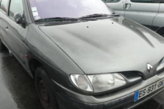 Air bag conducteur RENAULT MEGANE 1