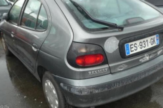 Air bag conducteur RENAULT MEGANE 1