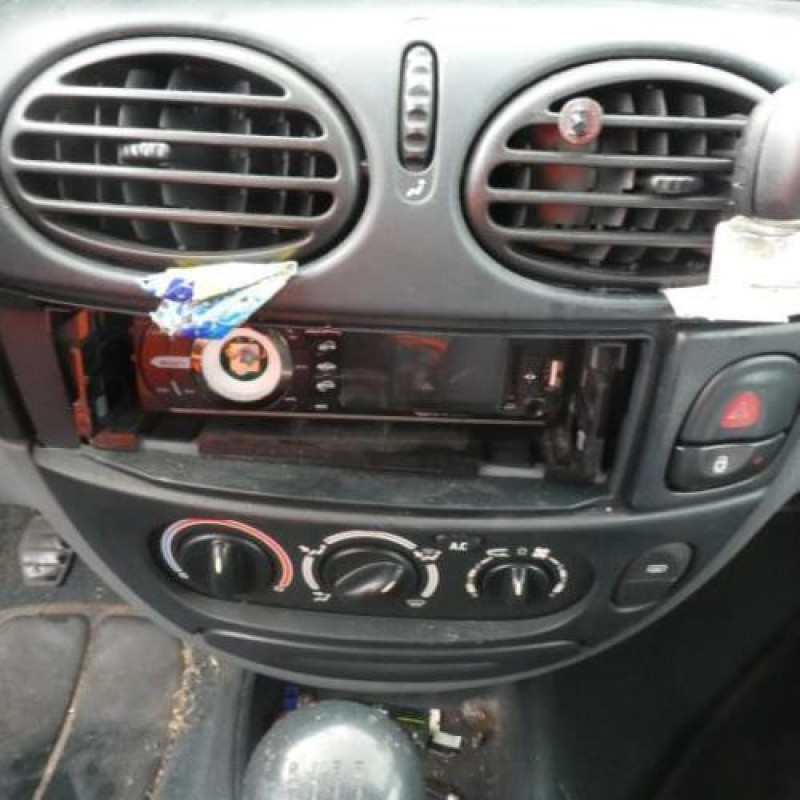 Air bag conducteur RENAULT MEGANE 1 Photo n°9