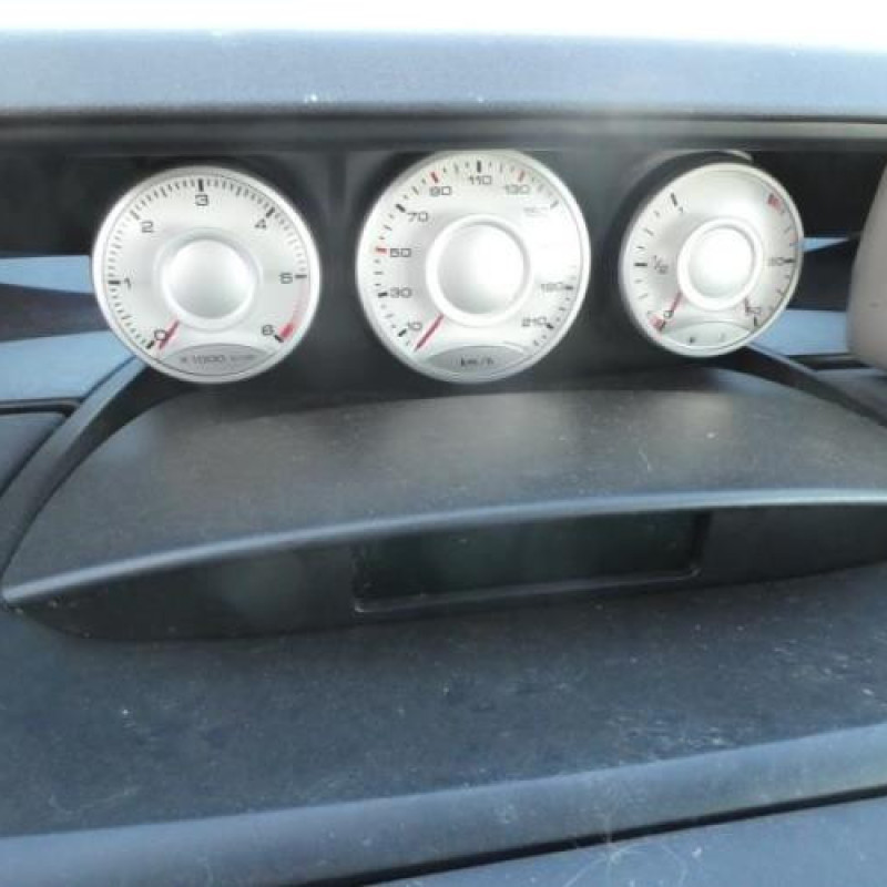 Air bag conducteur CITROEN C8 Photo n°6