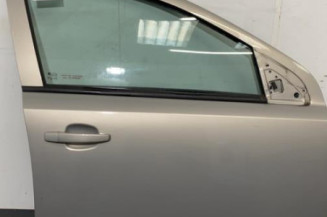 Porte avant droit OPEL ASTRA H Photo n°1
