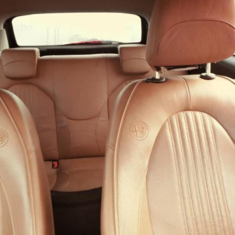 Porte avant droit ALFA ROMEO MITO Photo n°10