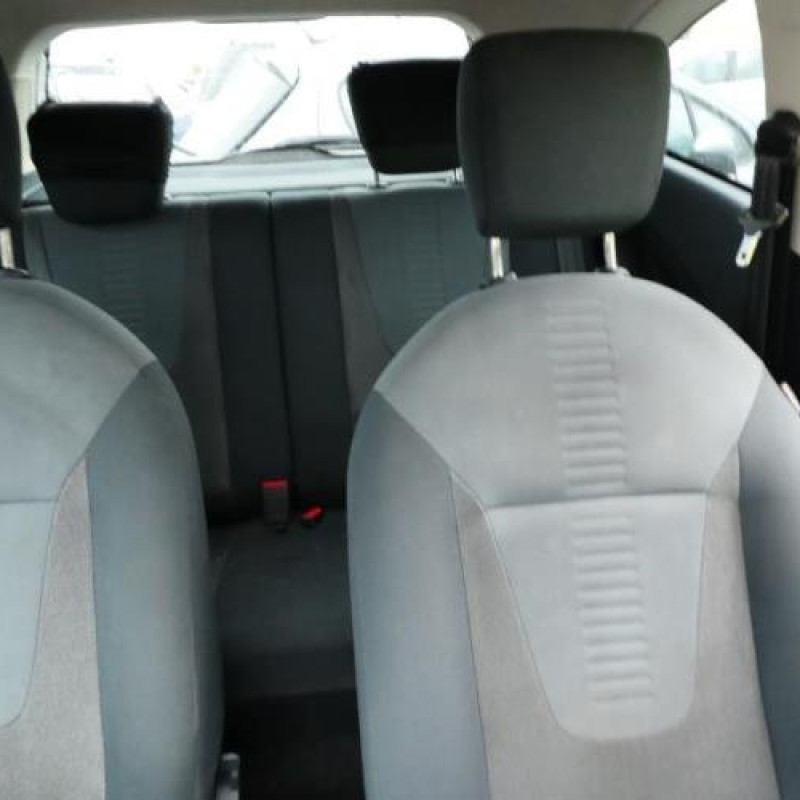 Bras essuie glace arriere FORD KA Photo n°8