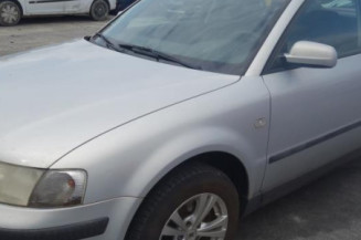 Porte arriere gauche VOLKSWAGEN PASSAT 4