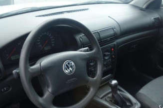 Porte arriere gauche VOLKSWAGEN PASSAT 4