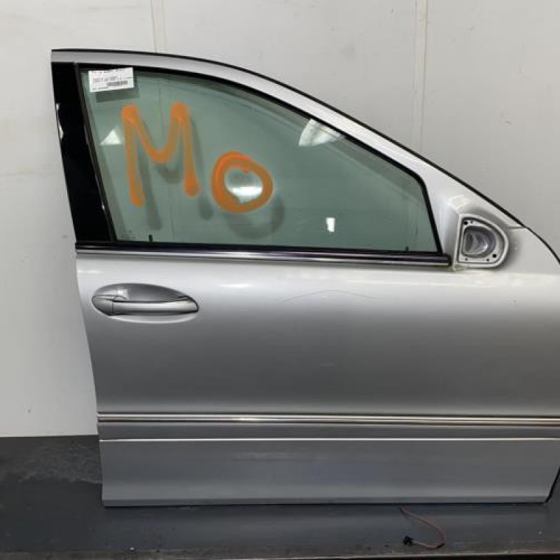 Porte avant droit MERCEDES CLASSE C 203 Photo n°1