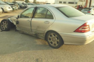 Porte avant droit MERCEDES CLASSE C 203
