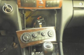Porte avant droit MERCEDES CLASSE C 203