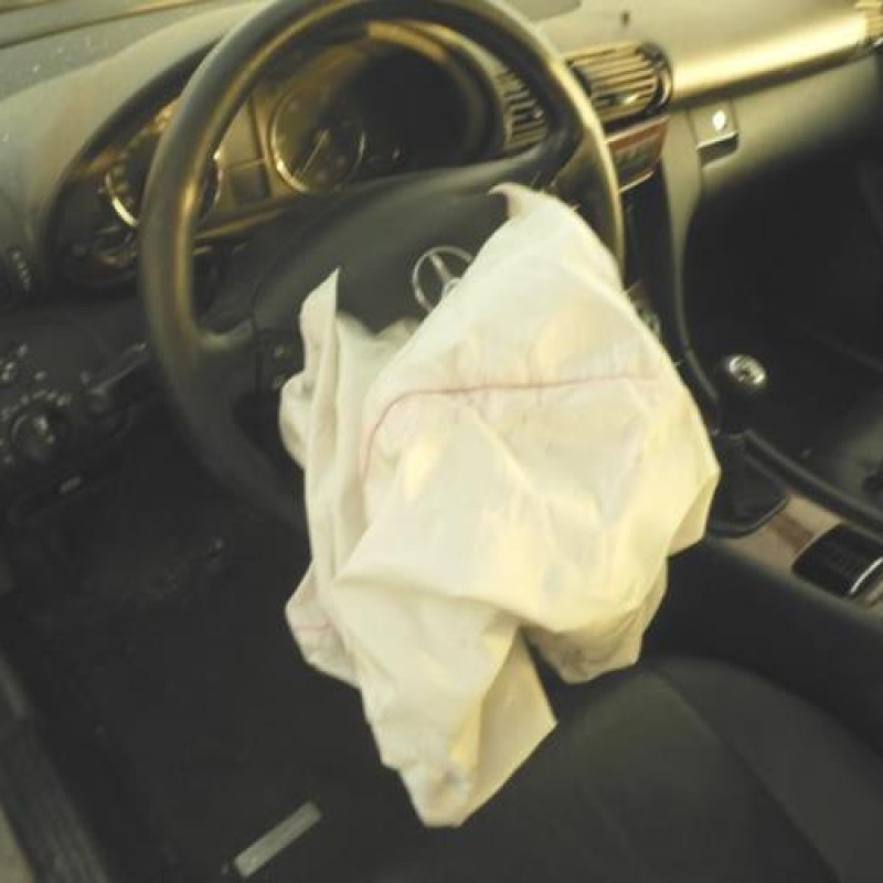 Porte avant droit MERCEDES CLASSE C 203 Photo n°14