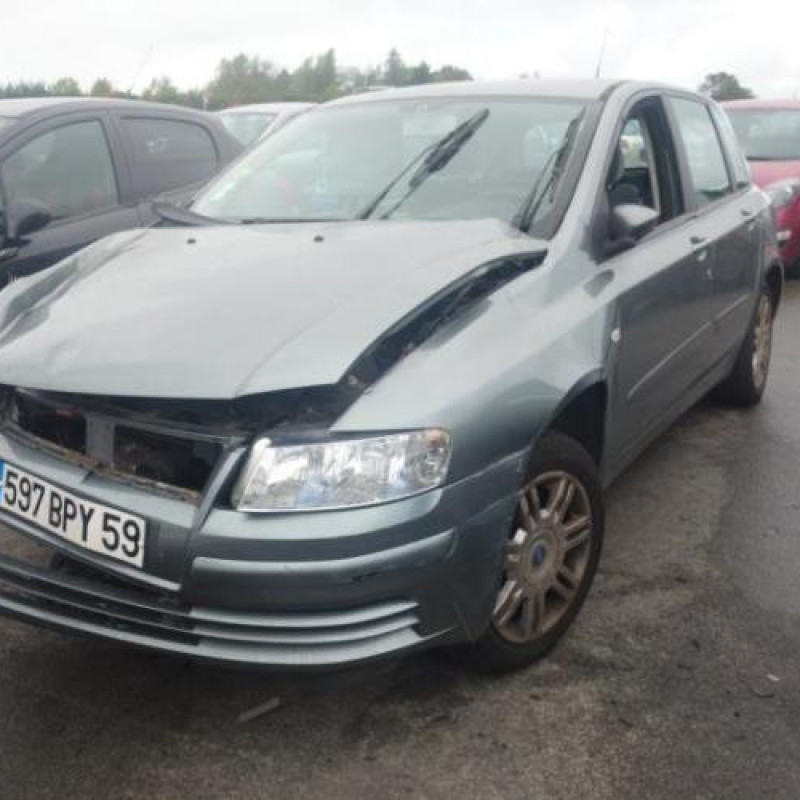 Moteur essuie glace arriere FIAT STILO Photo n°3