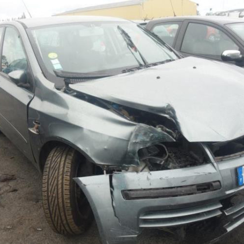 Moteur essuie glace arriere FIAT STILO Photo n°4