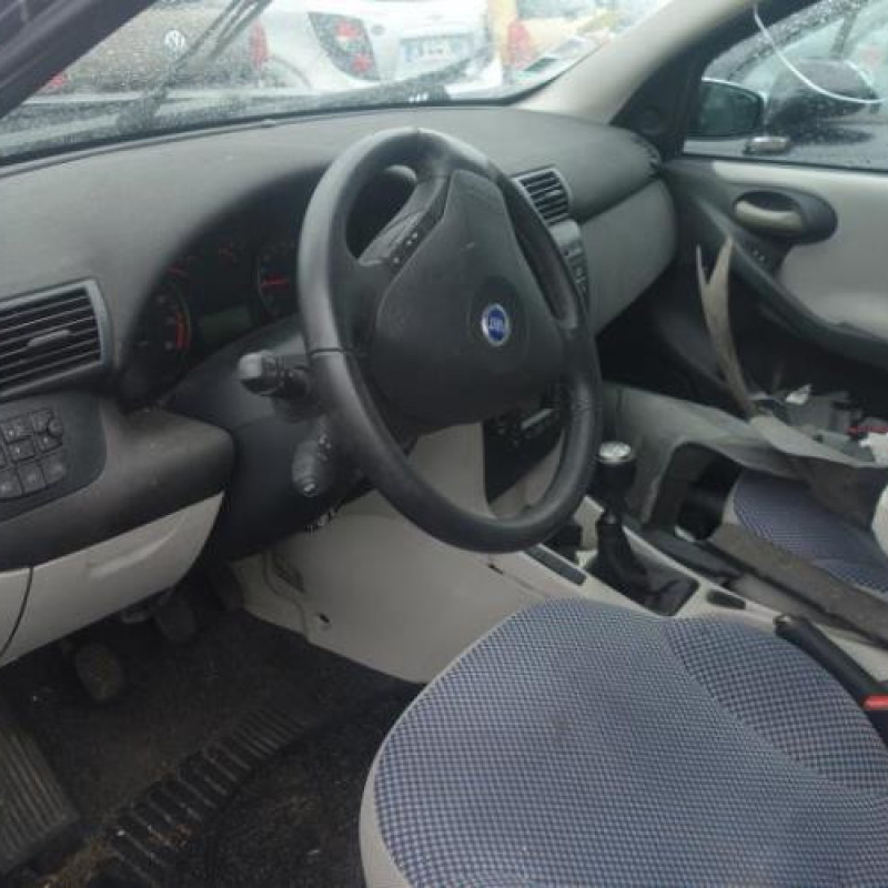 Moteur essuie glace arriere FIAT STILO Photo n°8