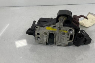 Serrure avant gauche MERCEDES CLASSE E 210