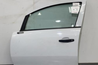 Porte avant gauche OPEL CORSA D Photo n°1