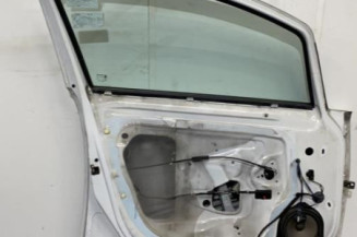 Porte avant gauche OPEL CORSA D