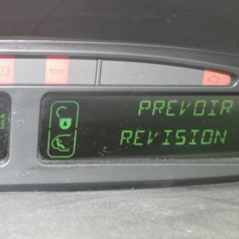 Pretensionneur de ceinture avant droit CITROEN XSARA PICASSO Photo n°15