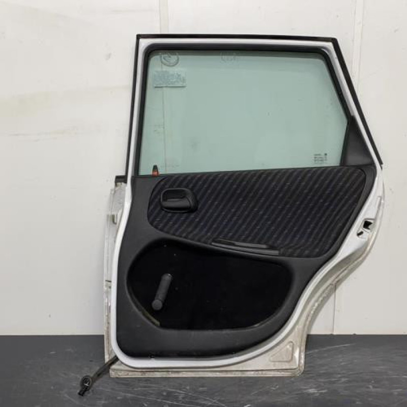 Porte arriere droit OPEL ASTRA F Photo n°2