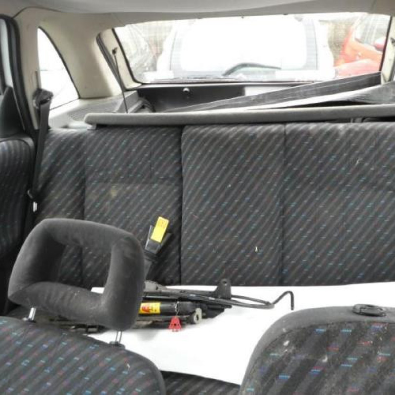 Porte arriere droit OPEL ASTRA F Photo n°8