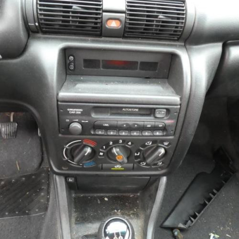 Porte arriere droit OPEL ASTRA F Photo n°11
