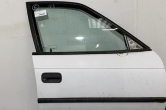 Porte avant droit OPEL ASTRA F Photo n°1