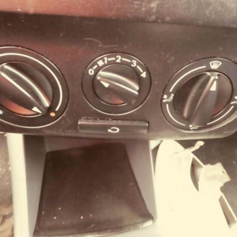 Bras essuie glace avant gauche SEAT IBIZA 2 Photo n°8