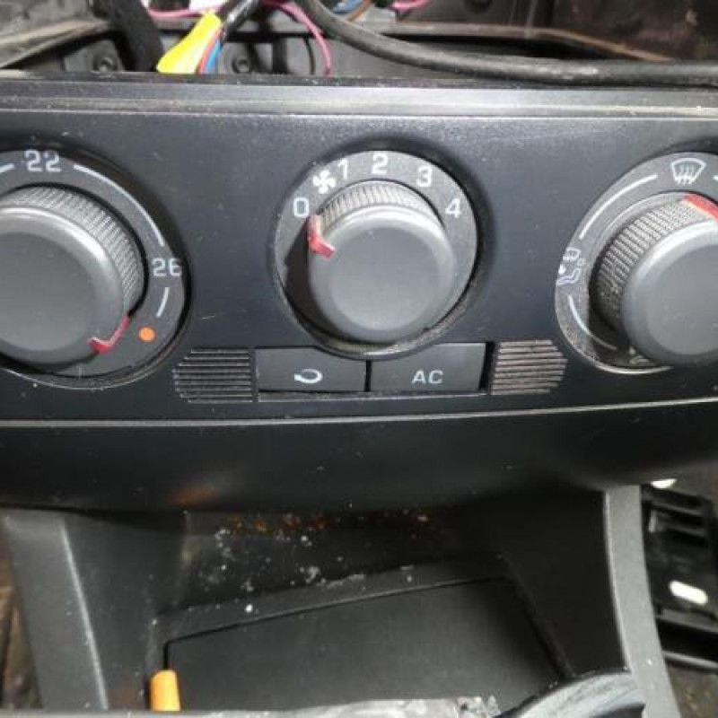 Moteur essuie glace arriere SEAT IBIZA 3 Photo n°11