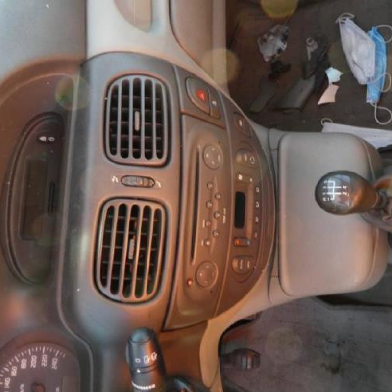 Leve vitre electrique avant droit RENAULT SCENIC 1 Photo n°11