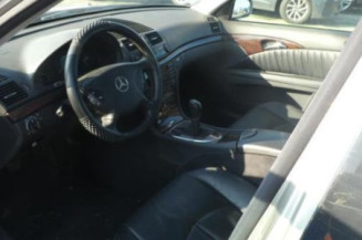 Pretensionneur de ceinture arriere gauche MERCEDES CLASSE E 211
