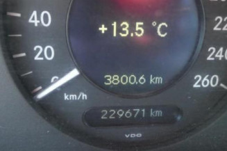 Pretensionneur de ceinture arriere gauche MERCEDES CLASSE E 211