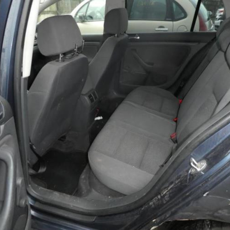 Renfort pare choc avant (traverse) VOLKSWAGEN GOLF 5 Photo n°7