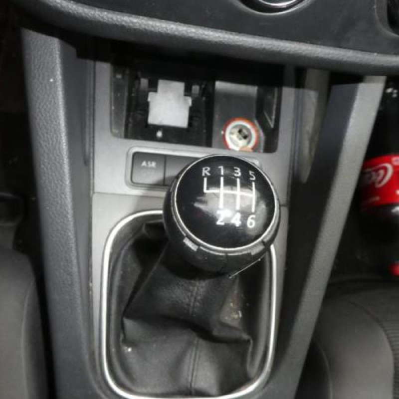 Renfort pare choc avant (traverse) VOLKSWAGEN GOLF 5 Photo n°9