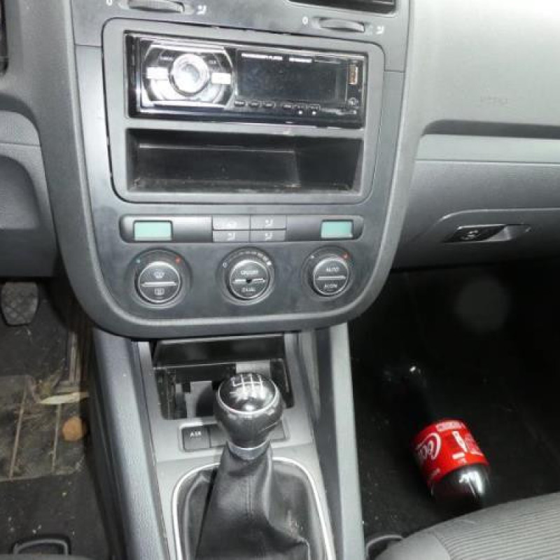 Renfort pare choc avant (traverse) VOLKSWAGEN GOLF 5 Photo n°10