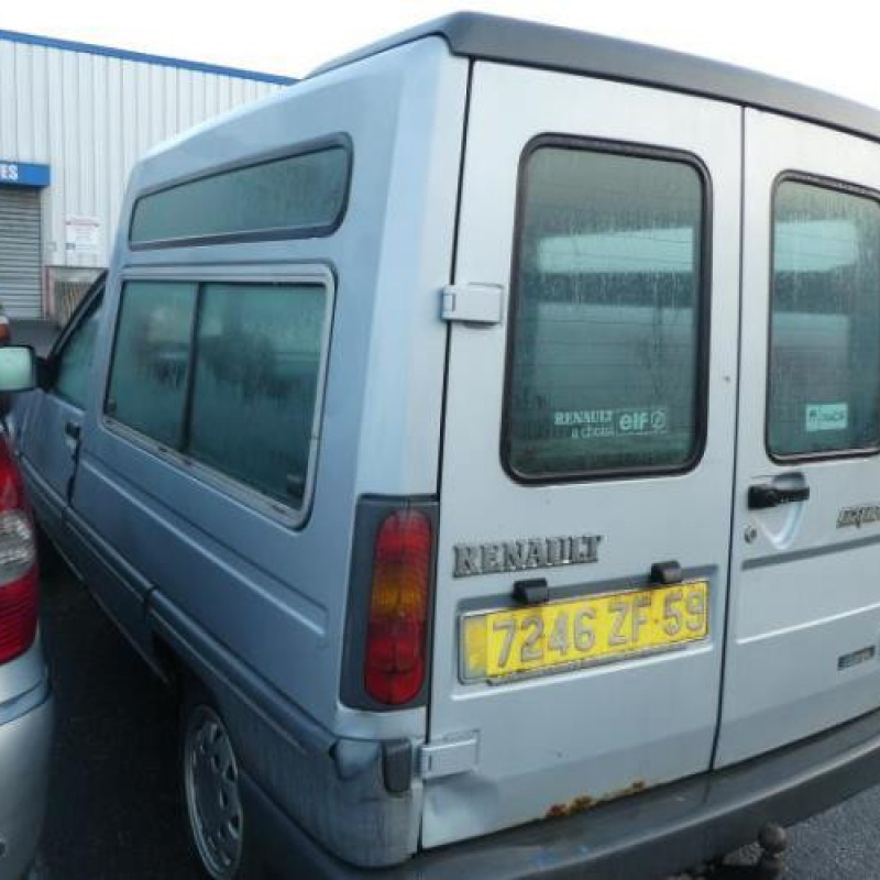 Capot RENAULT EXPRESS Photo n°6