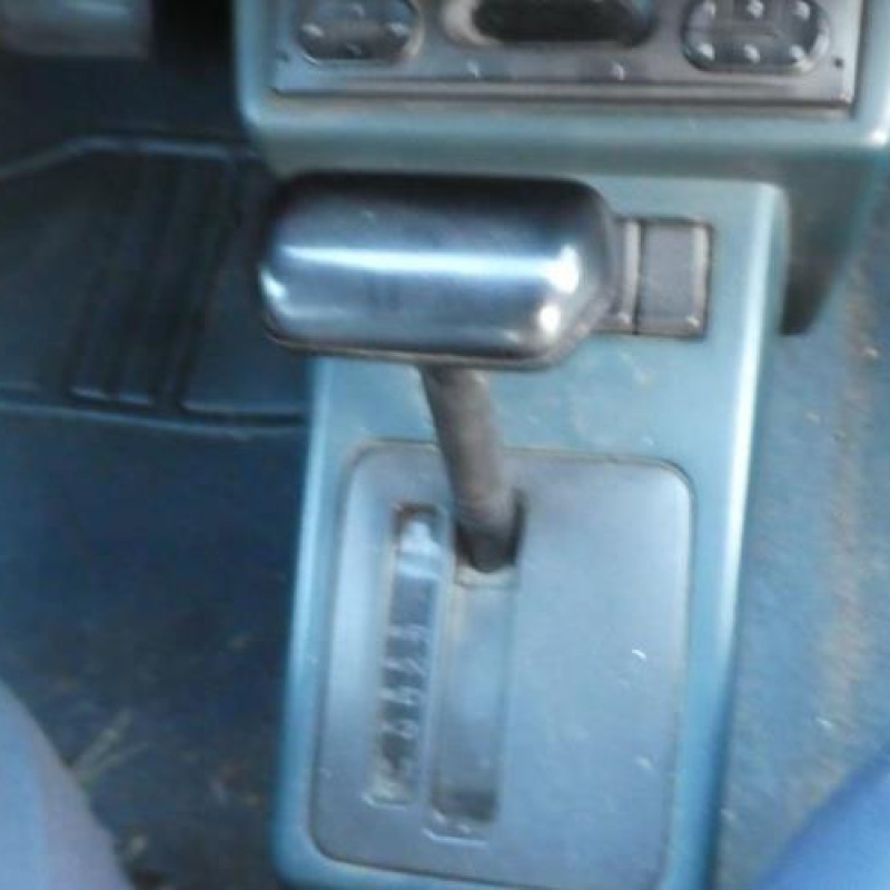 Capot RENAULT EXPRESS Photo n°9