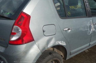 Leve vitre electrique avant gauche DACIA SANDERO 1