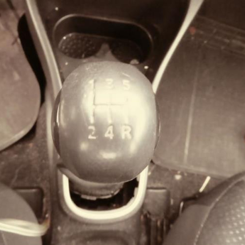Leve vitre electrique avant droit NISSAN MICRA 3 Photo n°8