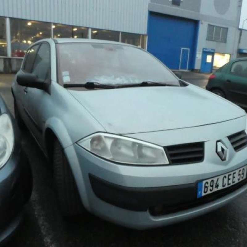 Pompe à carburant RENAULT MEGANE 2 Photo n°4