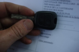 Serrure arriere droit CITROEN C1 1